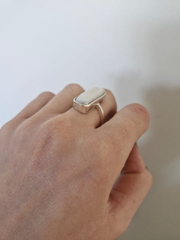 Biwa pearl ring