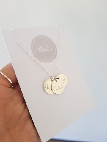 Disc necklace with names engraved for Lisa